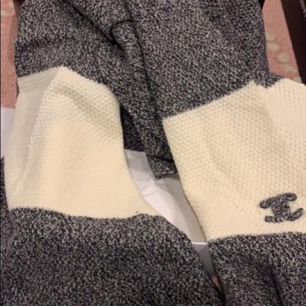 Chanel authentic scarf